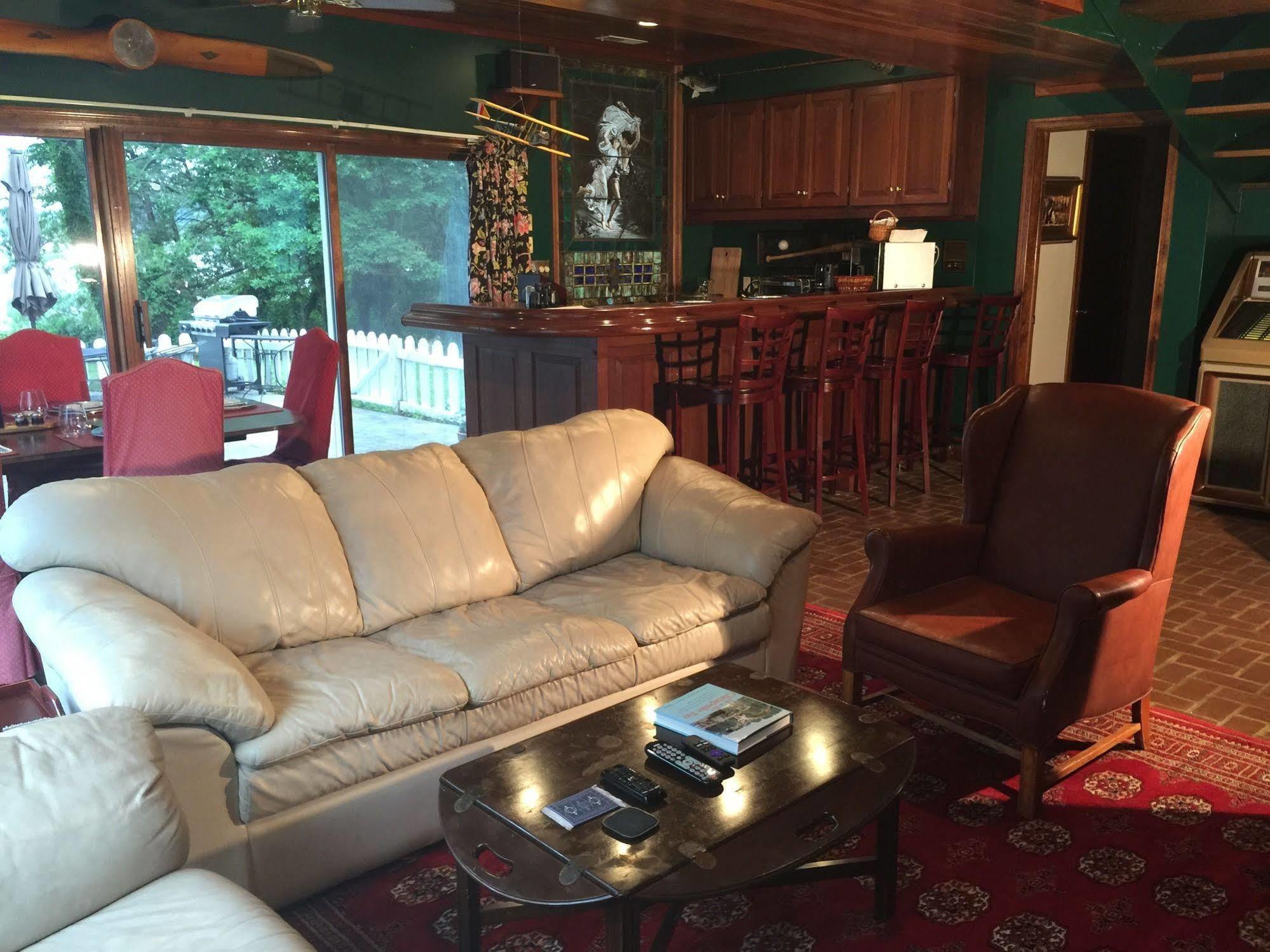 Miles River Guest House Easton Exterior foto